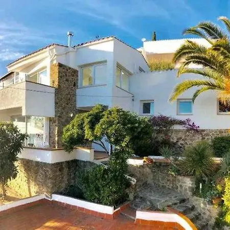 Atico Almadrava Apartment *